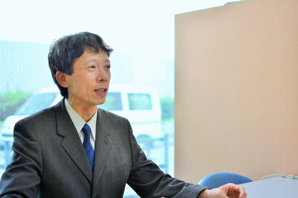 永坂シール印刷株式会社 ‐ シール印刷業界の雄の苦悩。ファミコン時代の栄光から、新天地を目指して。いざ、ブルーオーシャンへ！新社長の決断。