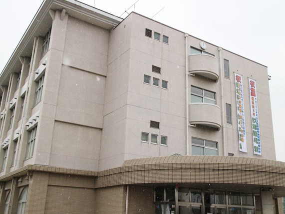 東京都立多摩工業高等学校 – 技術と環境保全。これからのものづくりに欠かせない2つの専門知識を備えた人材を育む