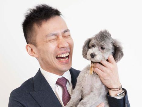 ゲンナイ製薬株式会社 – 売り手・買い手・世の中に笑顔をもたらす三方よし。元吉本芸人社長の「笑い」の商人哲学とは？