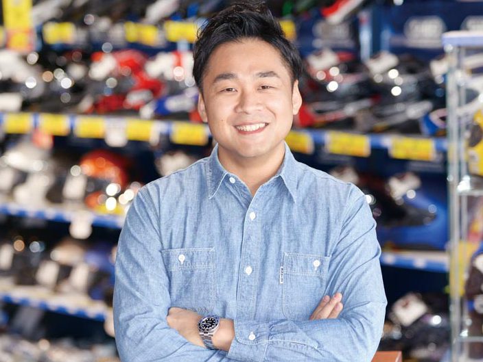 株式会社ナップス – 不動産会社の若き経営者が、老舗バイク用品販売店の4代目社長へ。ナップスの経営改革はバイク業界を復活させられるか