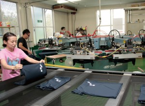 株式会社スパークル｜ 次のステージに思いを馳せるスクリーン印刷業界の寵児