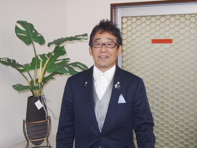 ミノリ化成工業株式会社 – 先端異型押出成形で未来を拓く ハイテクを支えるローテクの底力を見よ！