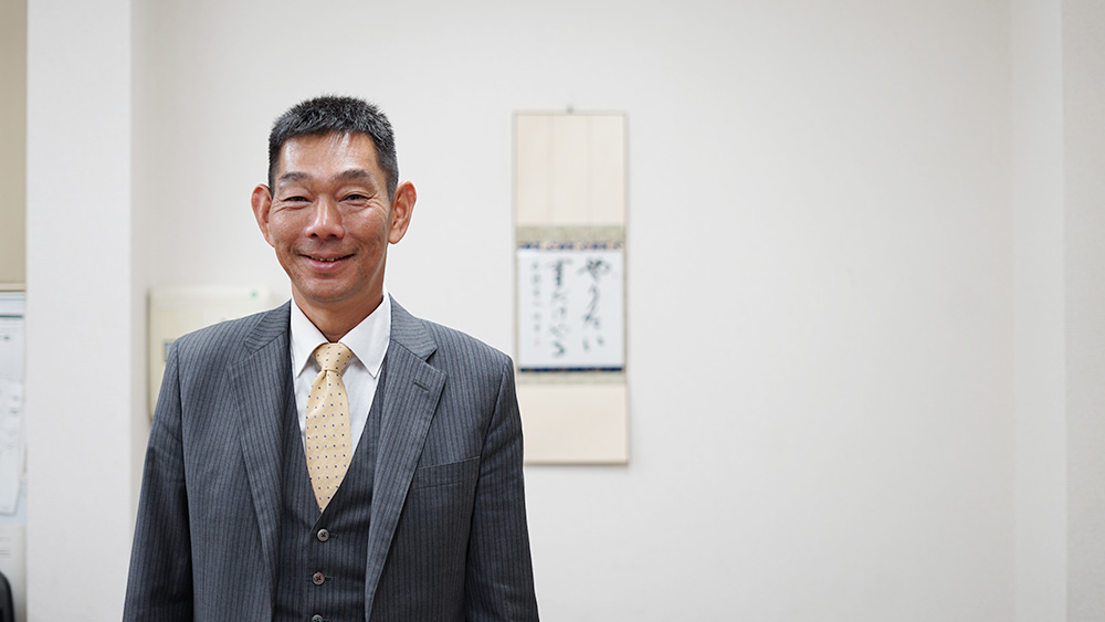 元トラックドライバー社長の挑戦。ニッチ市場で整備士の「稼げない」「長時間労働」を変革・改善する！